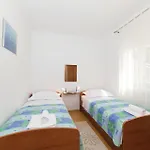 Two-bedroom In Appartement *