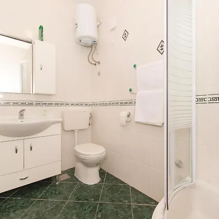 Awesome In With Wifi Apartment Vinisce