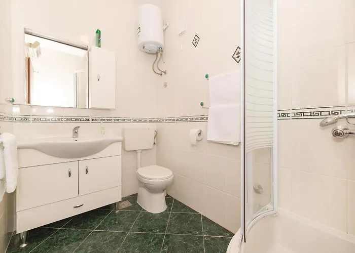 Two-bedroom In Apartmán Vinišće